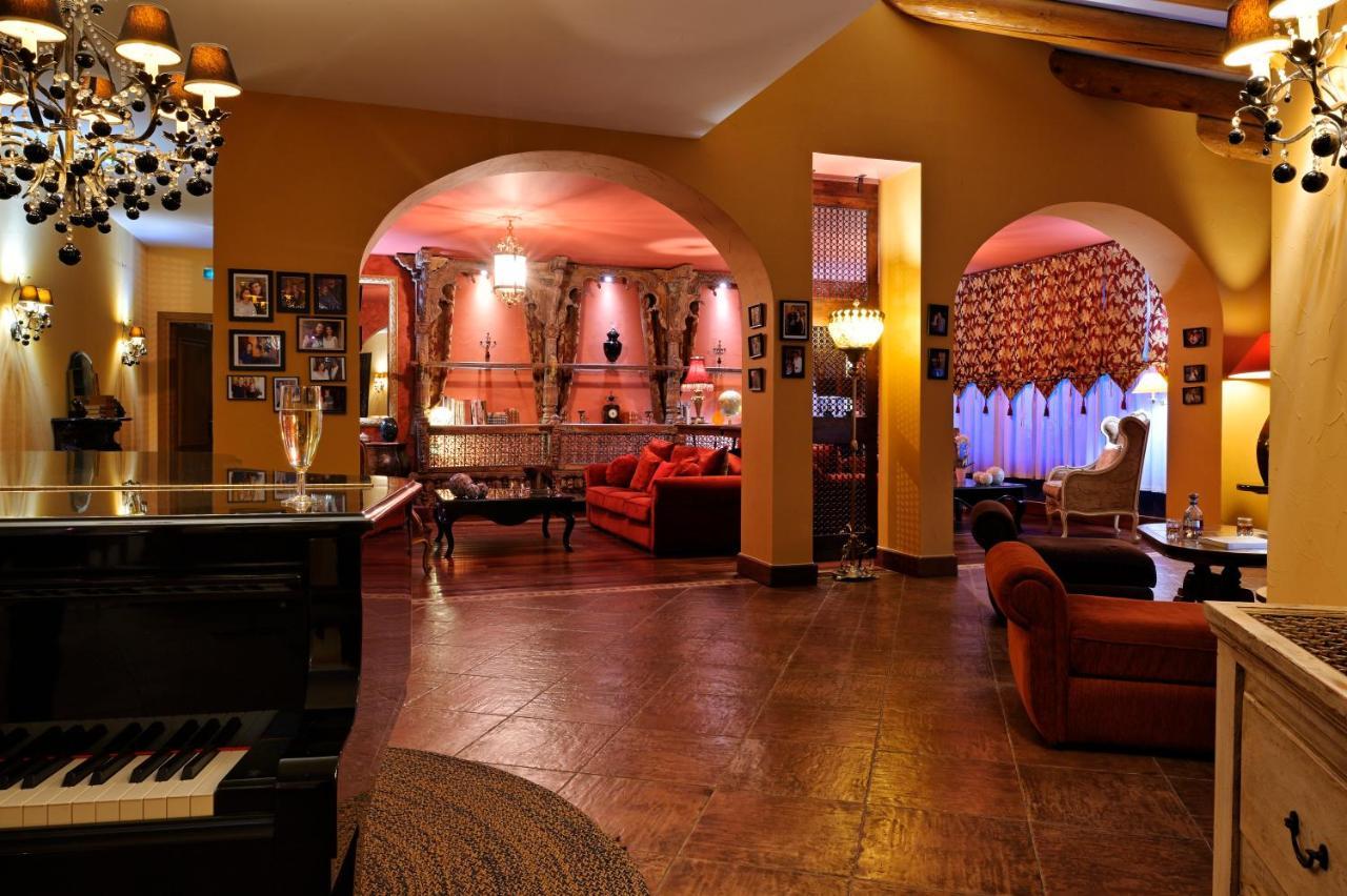 Hotel Demeure Loredana Saint-Florent  Bagian luar foto