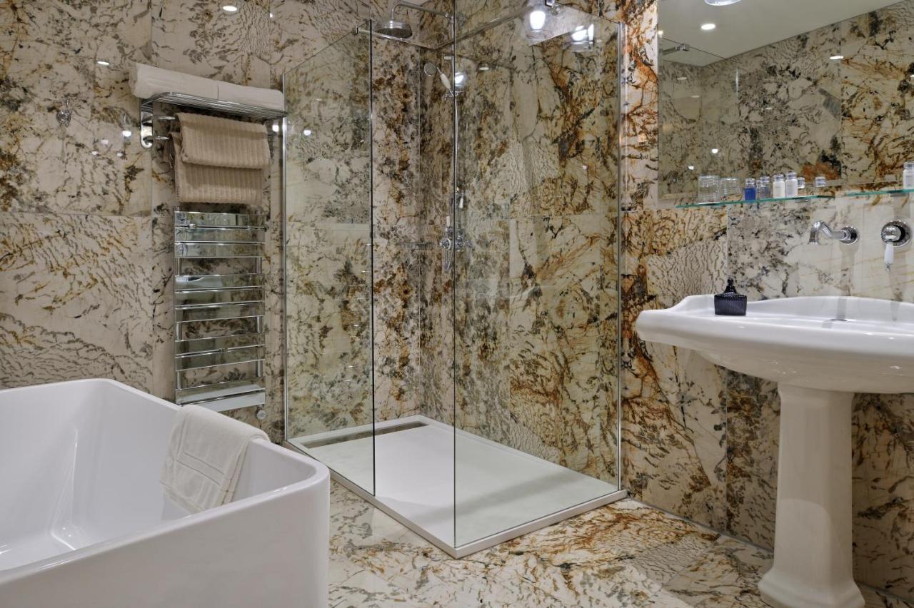 Hotel Demeure Loredana Saint-Florent  Bagian luar foto