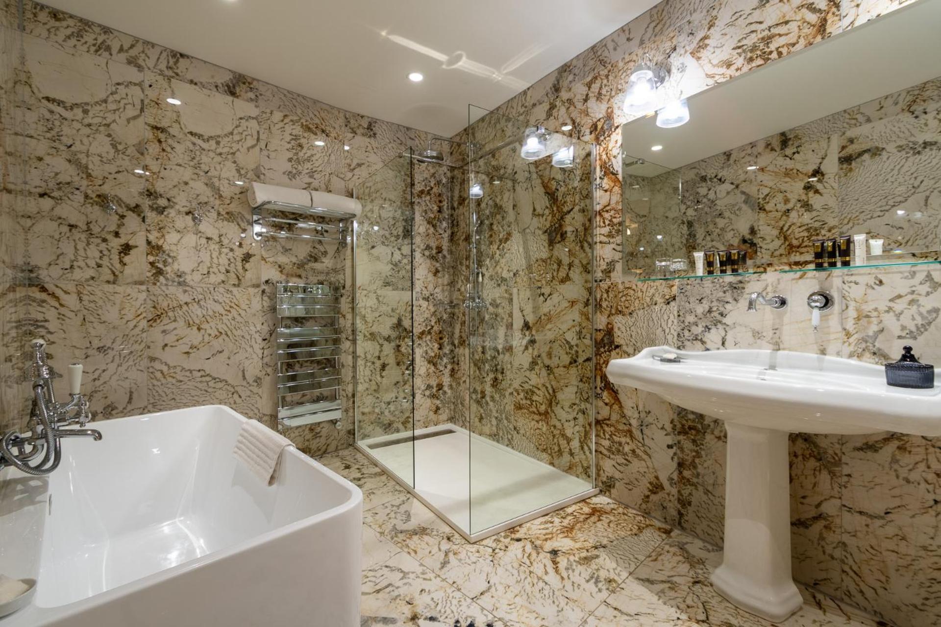 Hotel Demeure Loredana Saint-Florent  Bagian luar foto