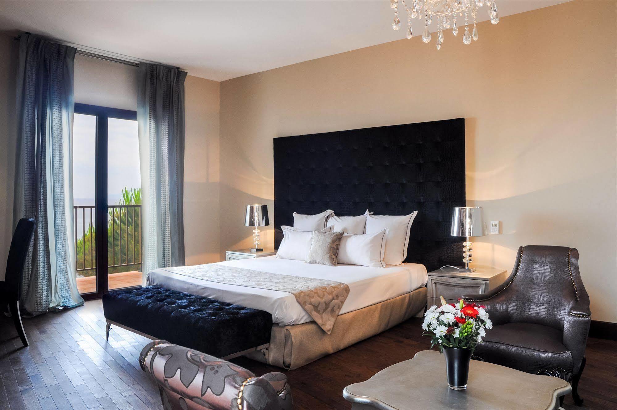 Hotel Demeure Loredana Saint-Florent  Bagian luar foto